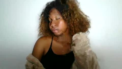 obricia online show from August 14, 8:23 pm