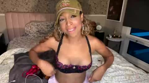 obsidiansiren online show from August 1, 12:49 am