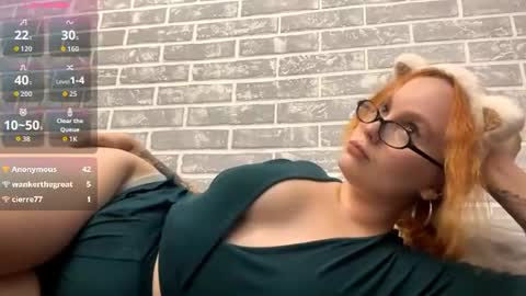 Elizabeth online show from August 4, 4:48 pm