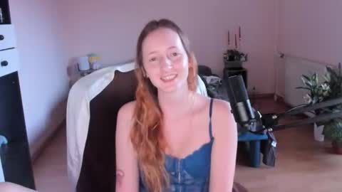 oddlyfamiliar online show from August 13, 3:59 pm