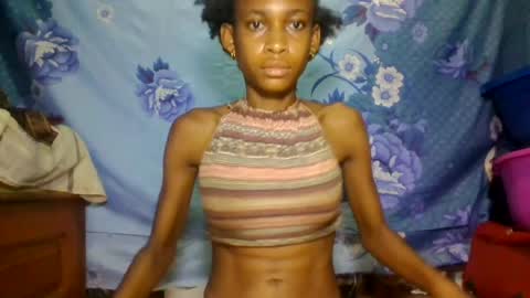 odiane26 online show from June 25, 11:41 pm
