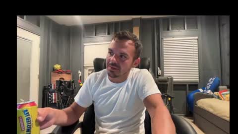 ofthatguy online show from August 9, 8:59 am