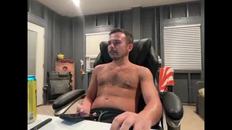 ofthatguy online show from August 11, 4:58 am