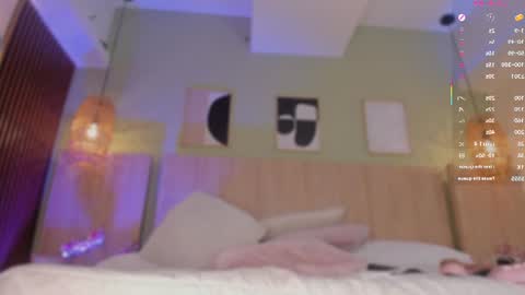 Holly online show from August 14, 3:48 pm