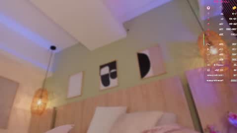 Holly online show from August 15, 3:38 pm
