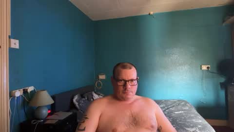 ohdannyboy2026 online show from August 10, 1:01 pm