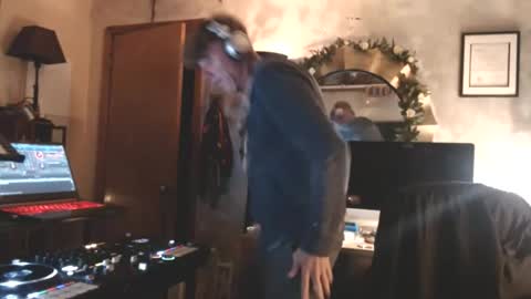 flyboi online show from August 18, 2:06 am