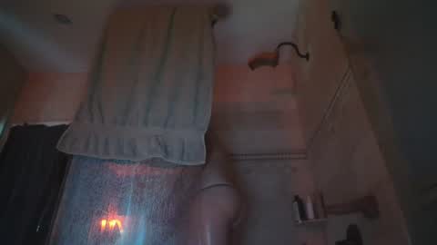 ohhthatass online show from July 5, 1:47 pm