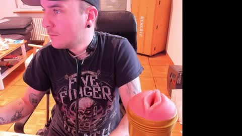 Chris online show from May 20, 6:47 am