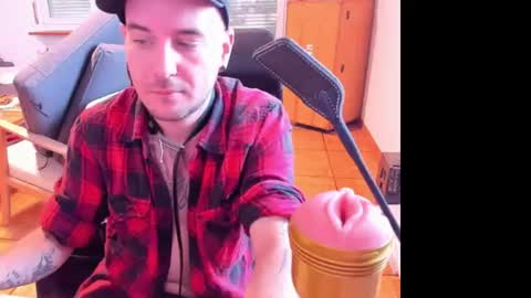 Chris online show from August 14, 7:45 am