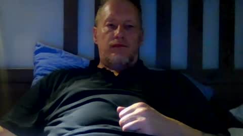 olavdelux online show from July 18, 10:55 pm