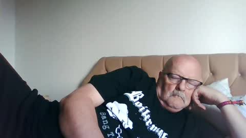old_fkrr_ online show from August 10, 6:20 pm