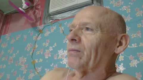 oldbuthorny62 online show from July 24, 10:40 am