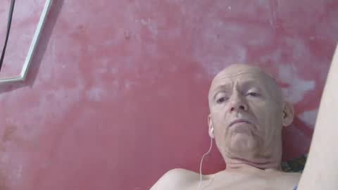 oldbuthorny62 online show from July 25, 9:35 am