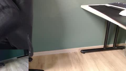 Pantyhose-feet-lover online show from March 18, 8:13 pm
