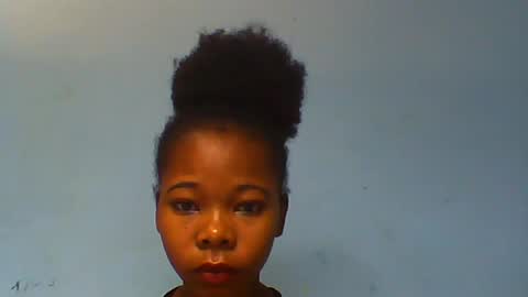 olgaah online show from August 10, 1:12 pm