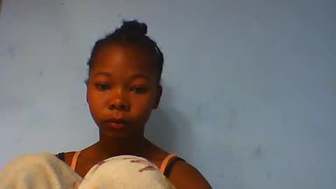 olgaah online show from August 11, 9:39 pm