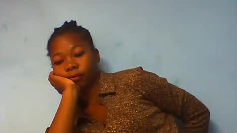 olgaah online show from August 12, 1:08 am