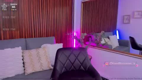 oliver20__ online show from August 9, 4:24 am