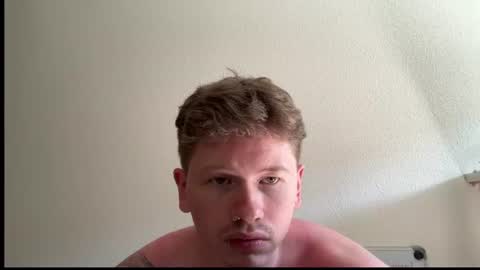 Oliver and Thomas online show from June 17, 3:11 pm