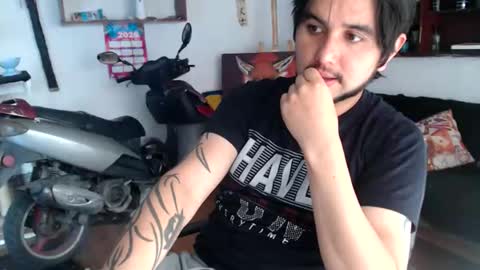 oliver_laid_2023 online show from May 16, 9:04 pm