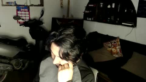 oliver_laid_2023 online show from May 20, 3:18 am
