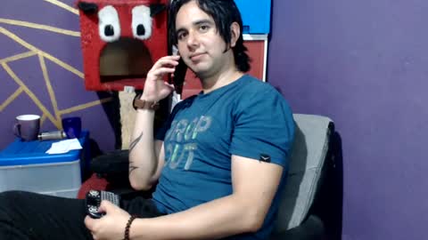 oliver_laid_2023 online show from August 11, 1:18 am