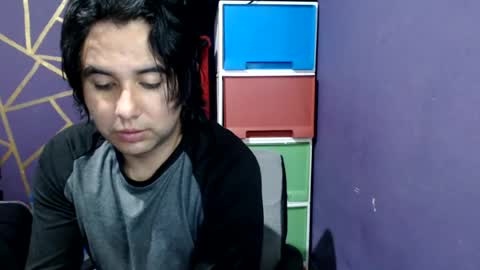 oliver_laid_2023 online show from August 11, 11:18 pm