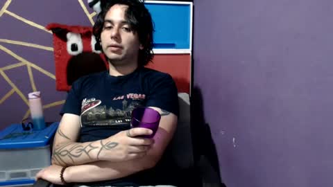 oliver_laid_2023 online show from August 12, 2:36 am