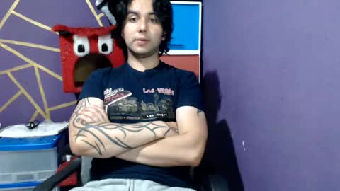 oliver_laid_2023 online show from August 12, 8:16 am