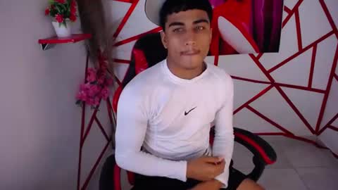 oliver_parker20 online show from July 1, 1:29 am