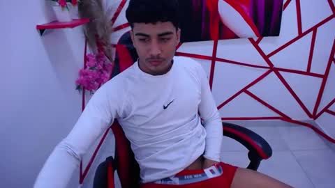 oliver_parker20 online show from July 1, 9:27 pm