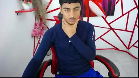 oliver_parker20 online show from July 2, 8:21 pm