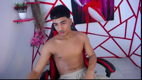 oliver_parker20 online show from July 9, 3:33 am