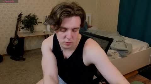 Oliver Evans online show from May 1, 5:00 am