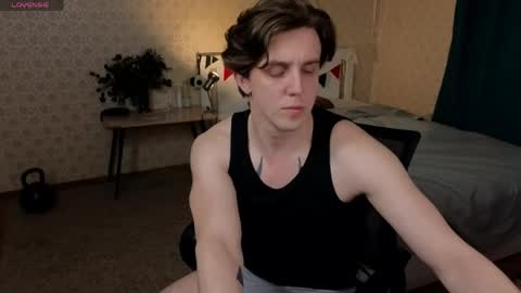 Oliver Evans online show from May 14, 12:10 am