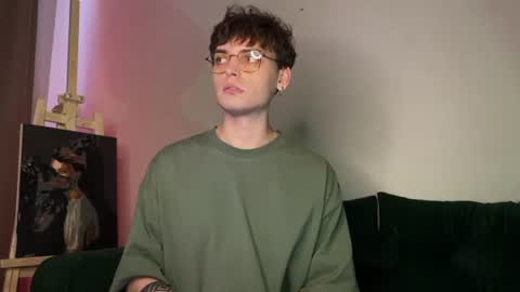 oliverlawrence online show from July 22, 3:53 am