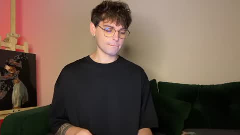 oliverlawrence online show from July 27, 1:44 am