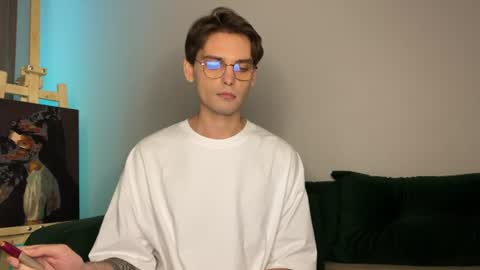 oliverlawrence online show from August 5, 3:54 pm