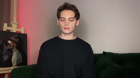 oliverlawrence online show from August 6, 9:58 pm