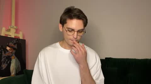 oliverlawrence online show from August 10, 5:58 pm