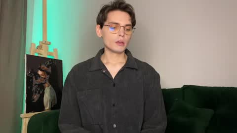 oliverlawrence online show from August 13, 3:26 pm
