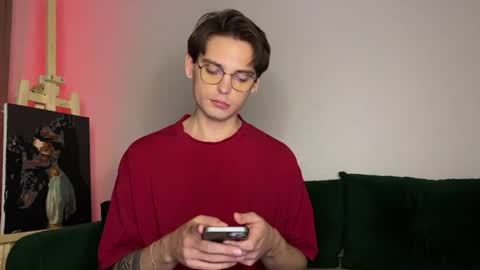 oliverlawrence online show from August 14, 1:09 am