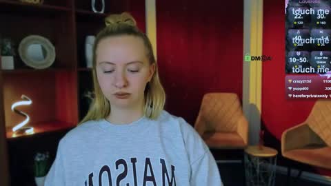 olivia astor online show from May 20, 2:34 am