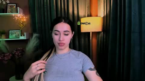 olivia astor online show from May 21, 7:04 pm