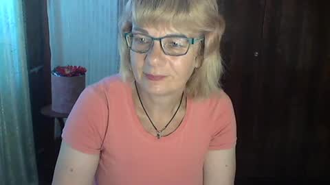 Olivia Mia online show from August 5, 11:19 am