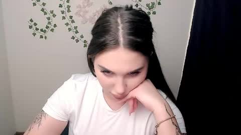 olivia_red_ online show from June 3, 9:07 pm