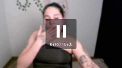 olivia_red_ online show from June 12, 4:41 am