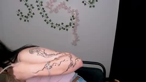 olivia_red_ online show from June 29, 8:22 pm