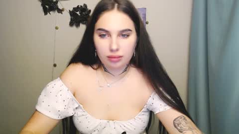 olivia_red_ online show from July 24, 6:00 pm